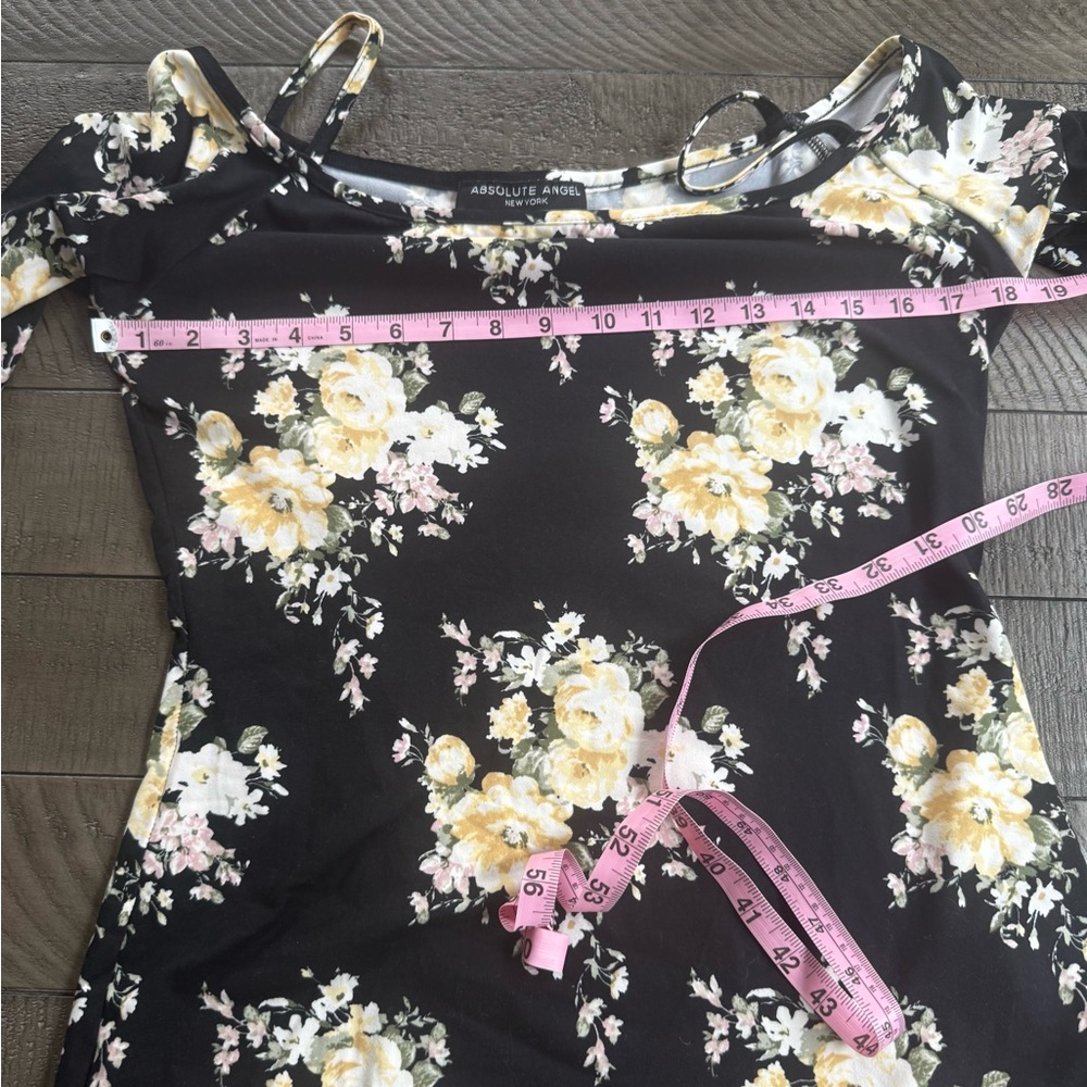 Absolute Angel Black & Yellow Floral Fitted 3/4 Sleeve Blouse - Picture 6 of 7